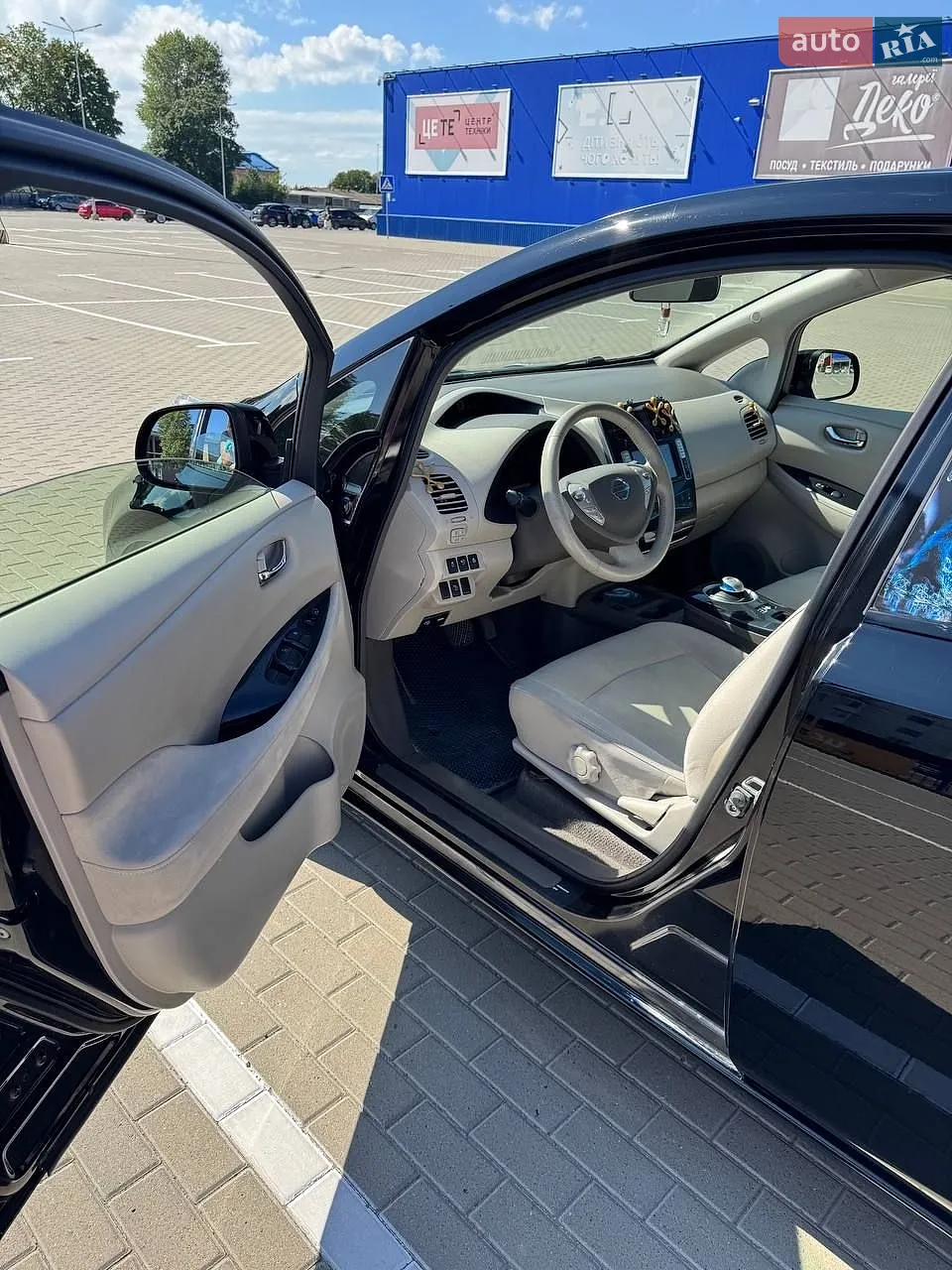 2012 Nissan Leaf - мініатюра 9
