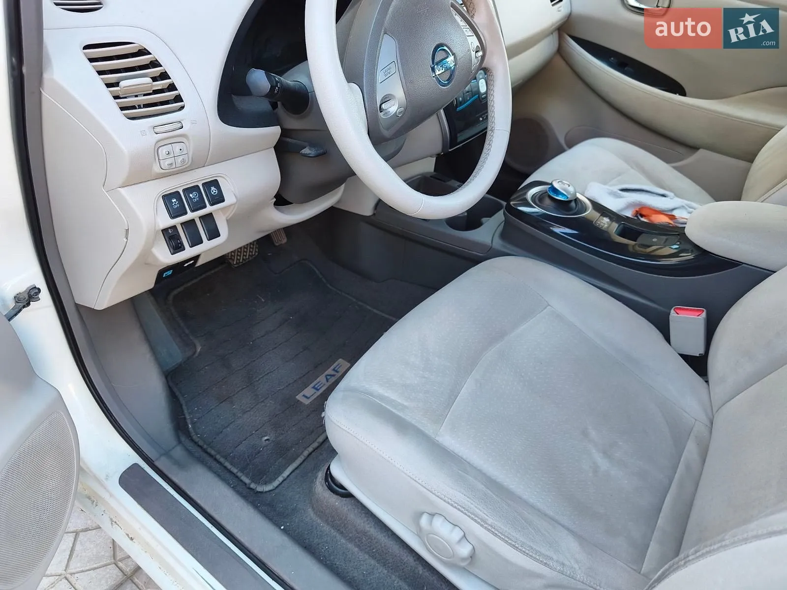 2012 Nissan Leaf - мініатюра 18