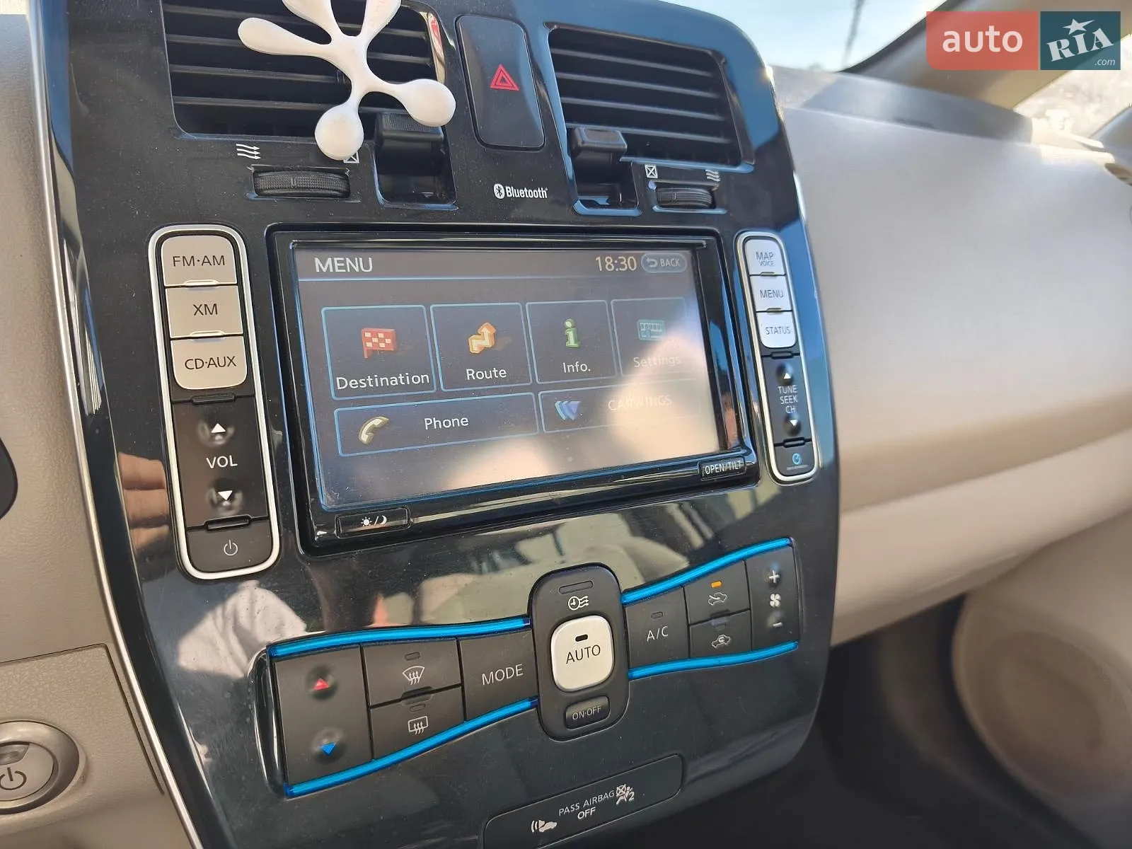 2012 Nissan Leaf - мініатюра 26