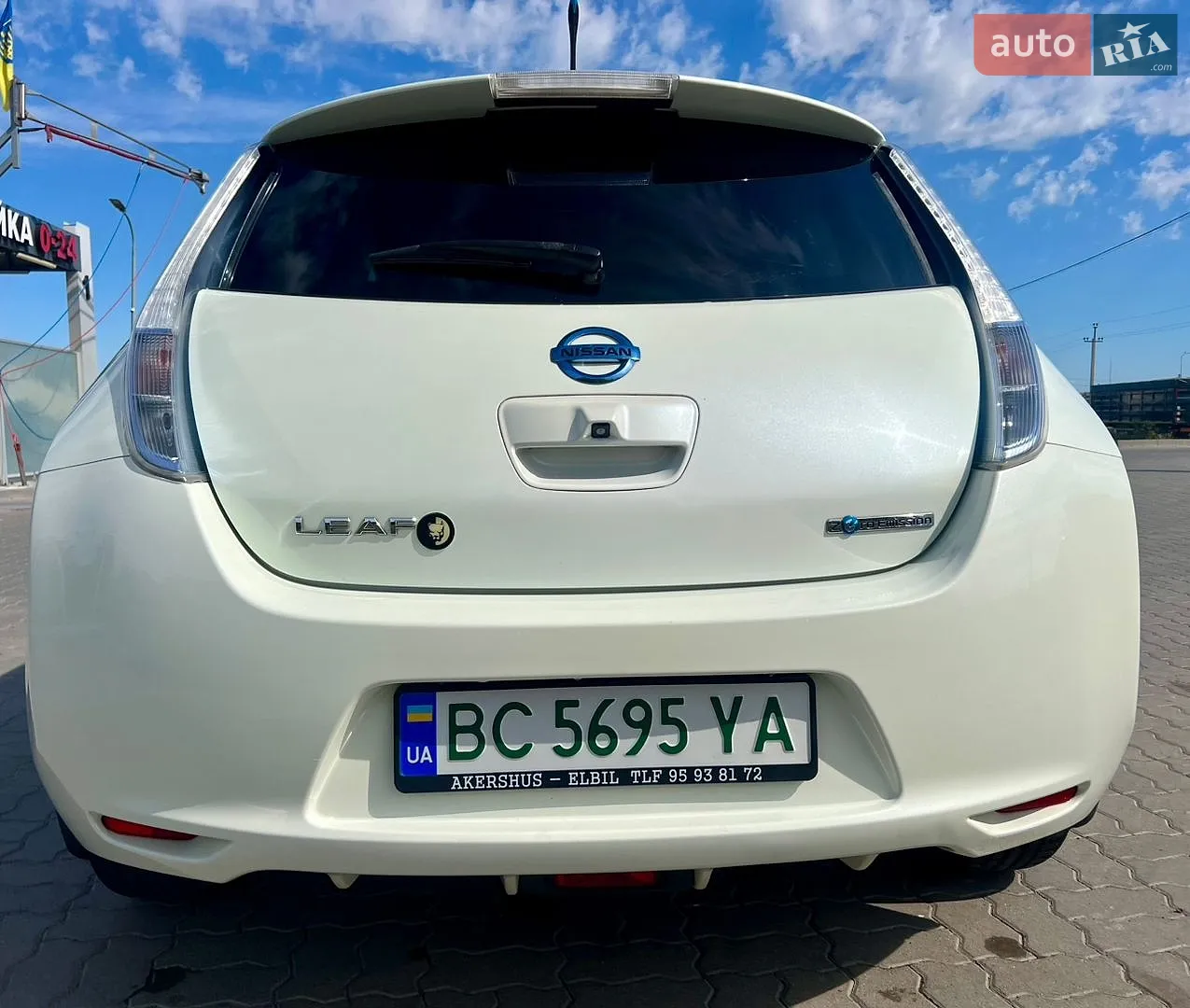 2011 Nissan Leaf - мініатюра 2
