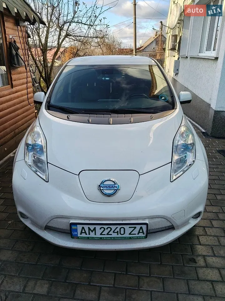 2013 Nissan Leaf - мініатюра 28