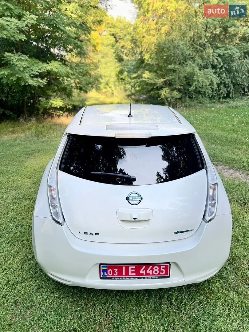 2016 Nissan Leaf - мініатюра 15