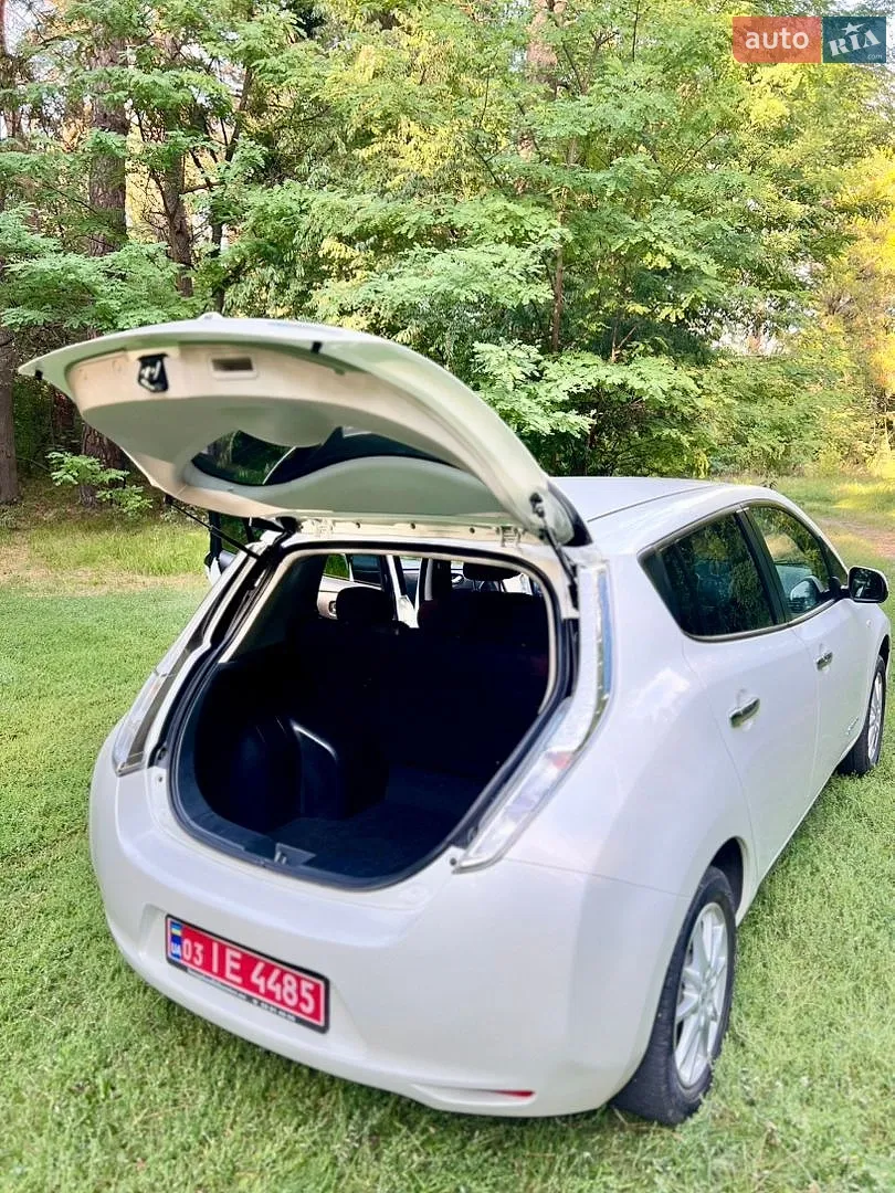 2016 Nissan Leaf - мініатюра 13