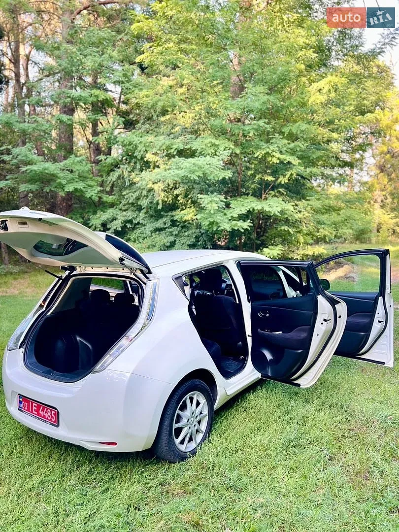 2016 Nissan Leaf - мініатюра 14
