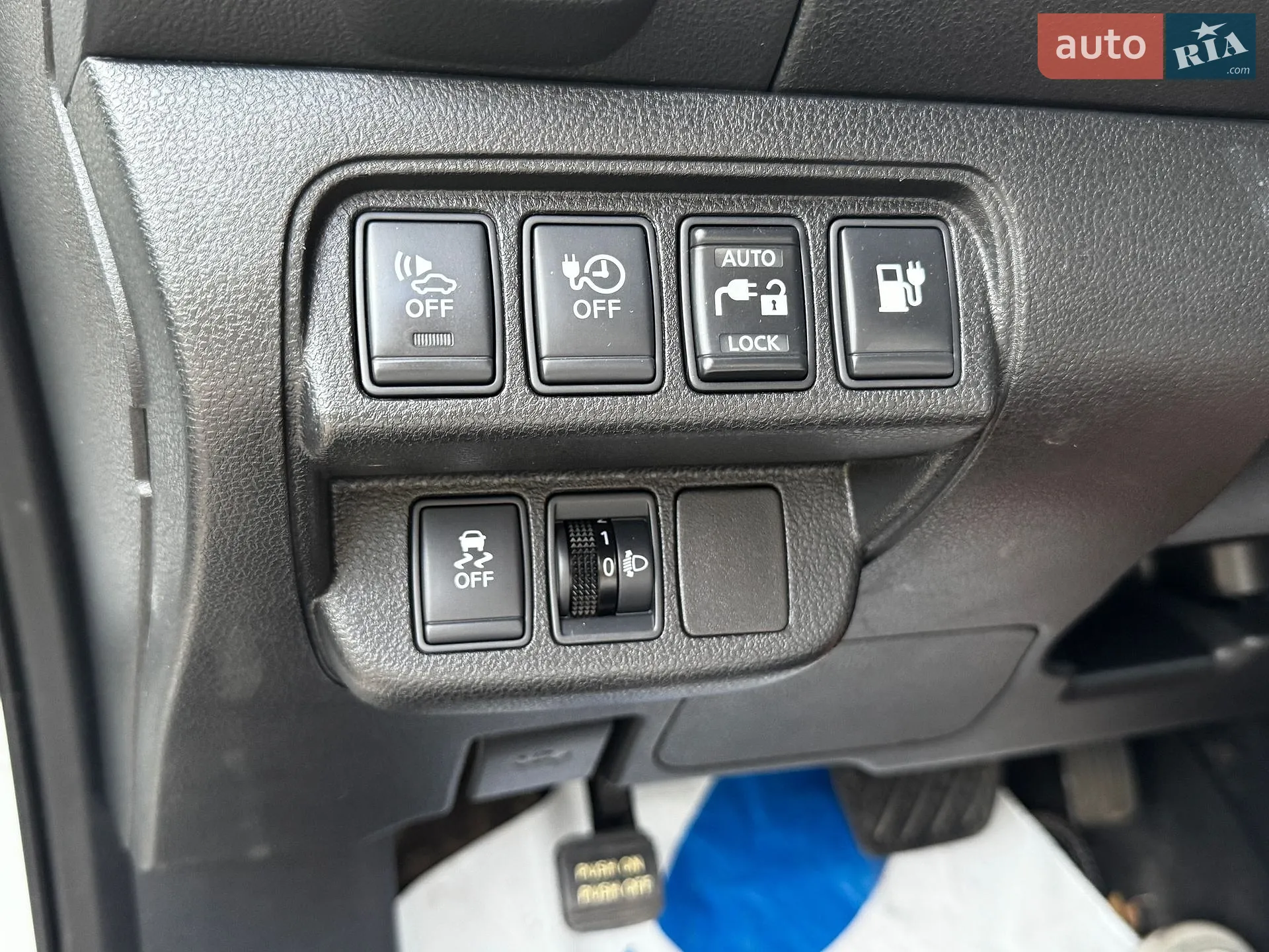 2014 Nissan Leaf - мініатюра 38