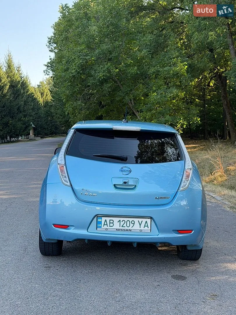 2015 Nissan Leaf - мініатюра 10