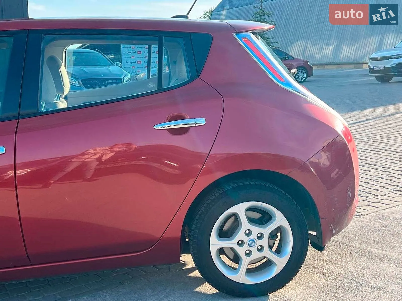 2012 Nissan Leaf - мініатюра 6