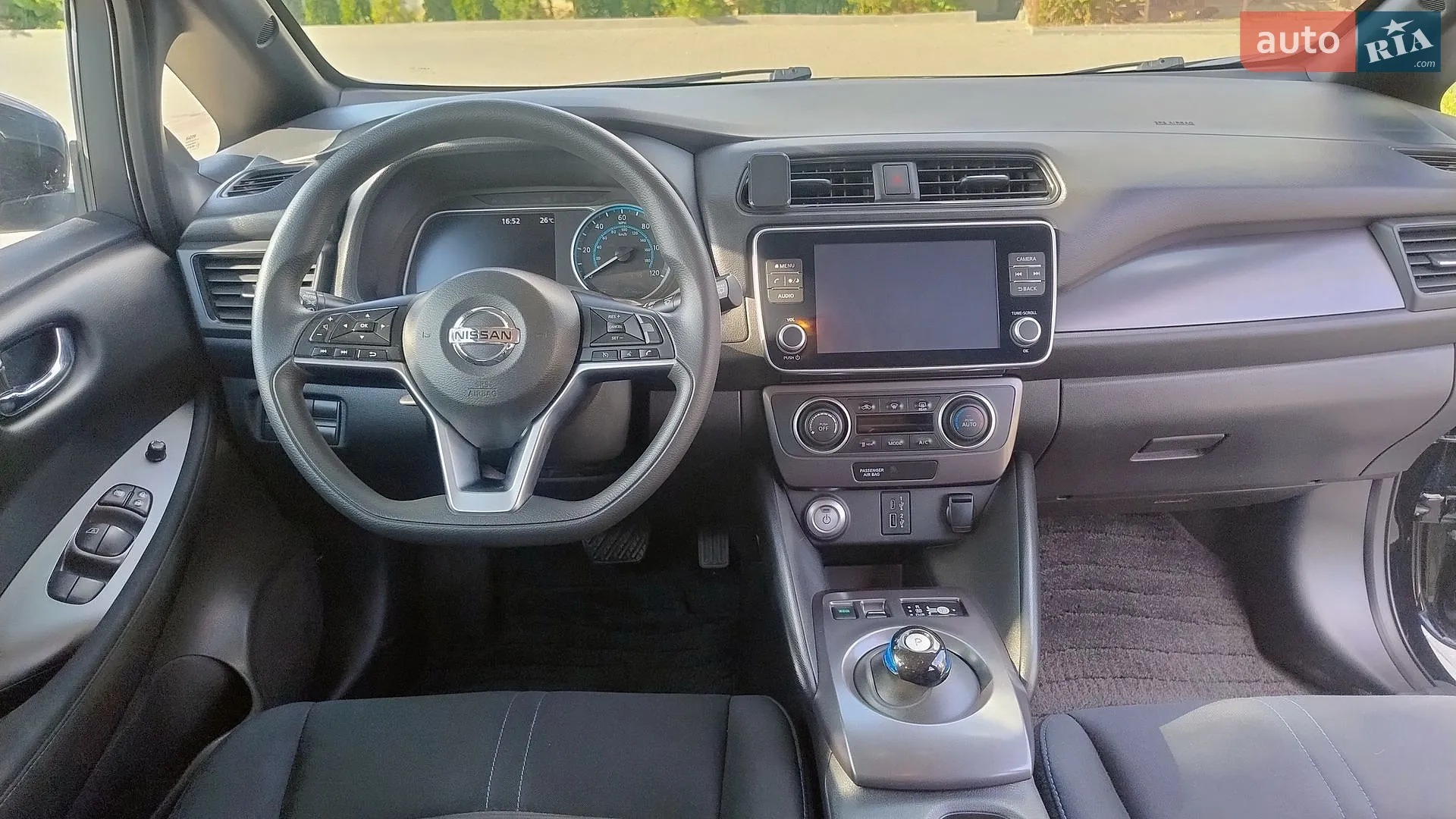 2021 Nissan Leaf - мініатюра 17