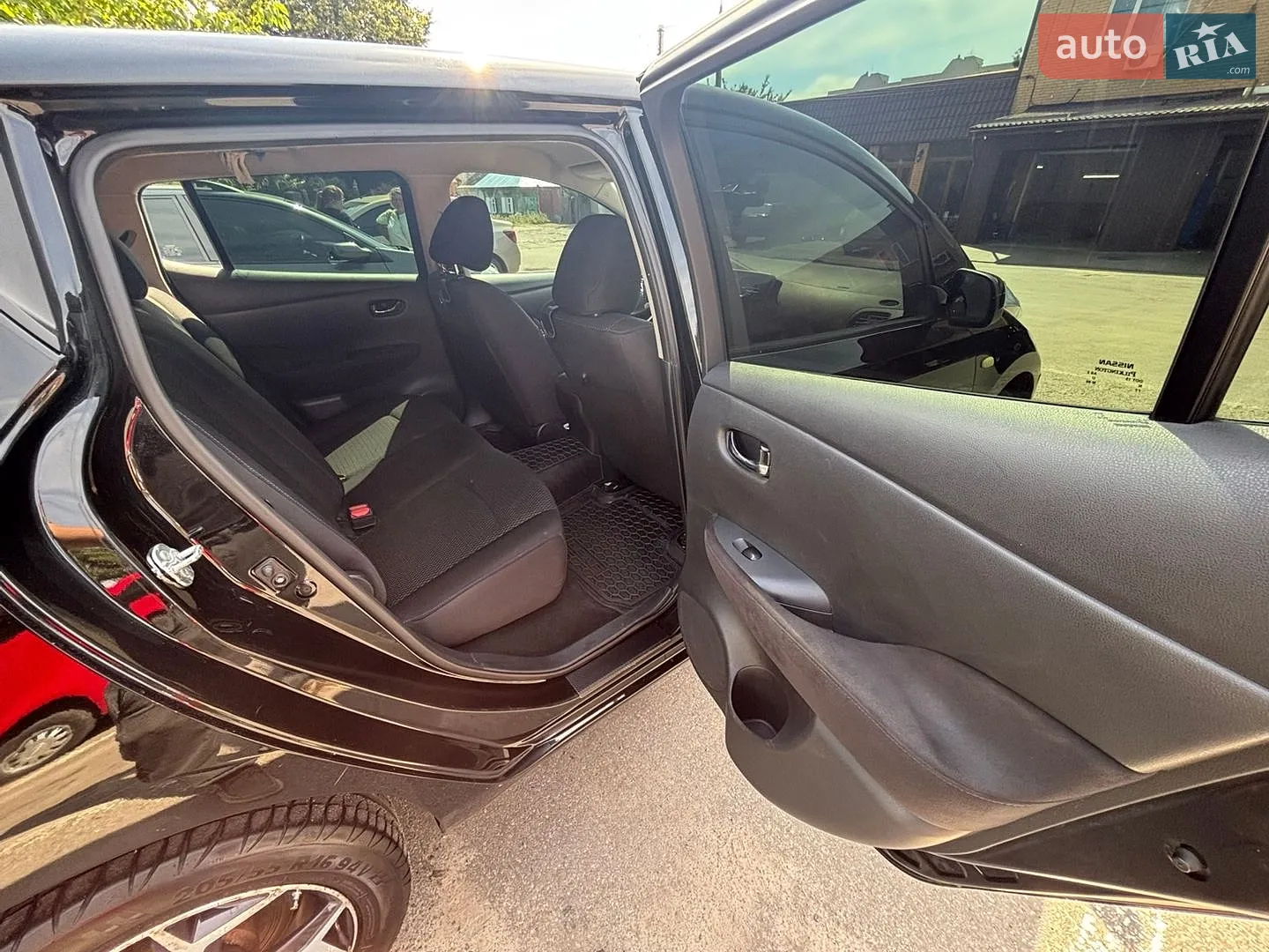 2016 Nissan Leaf - мініатюра 2