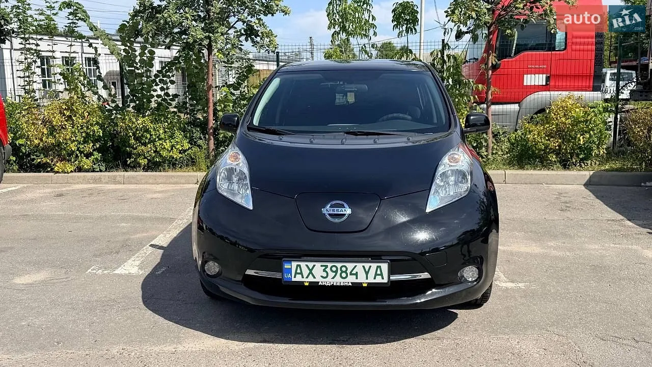 2016 Nissan Leaf - мініатюра 11