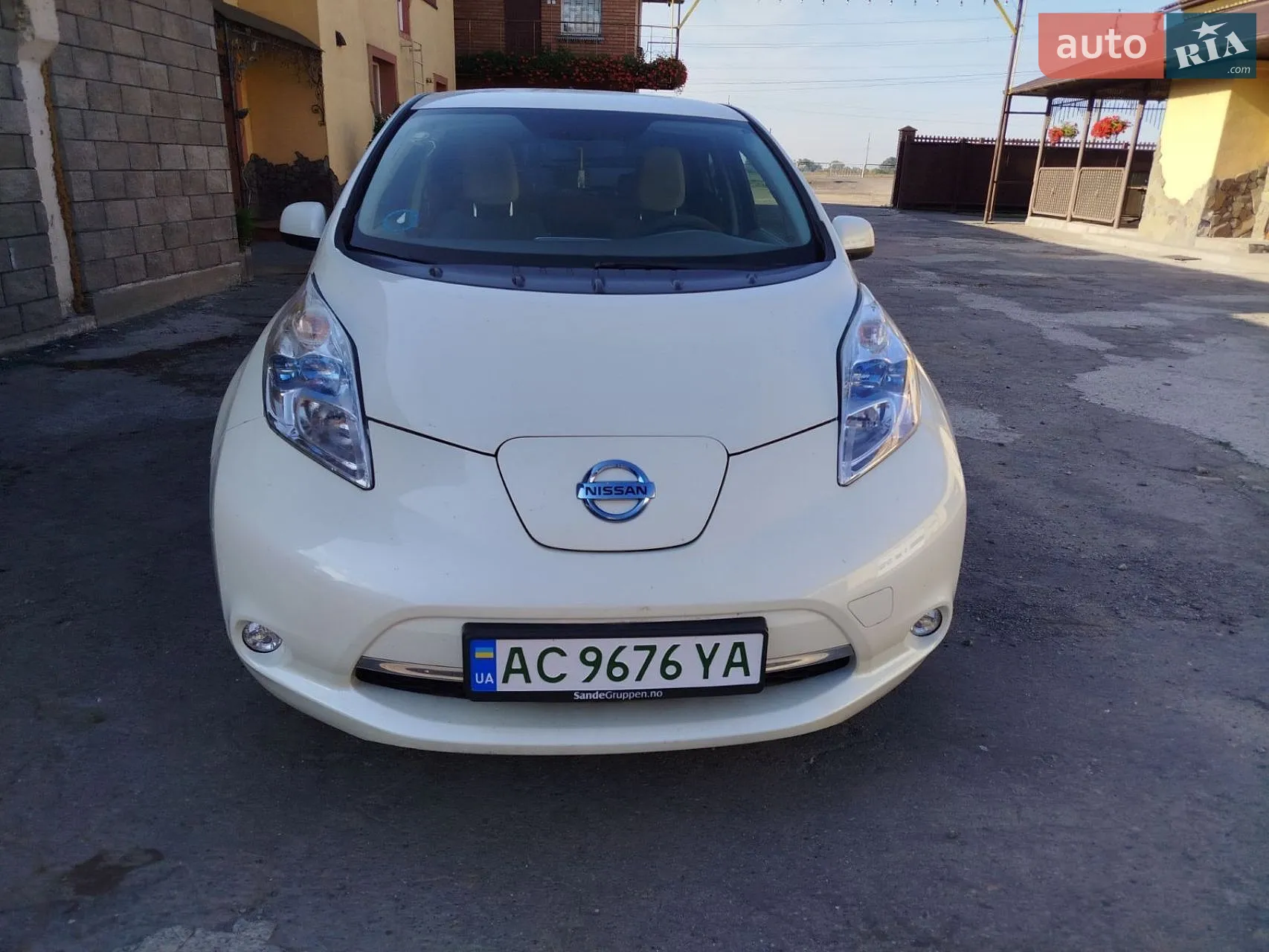 2012 Nissan Leaf - мініатюра 2