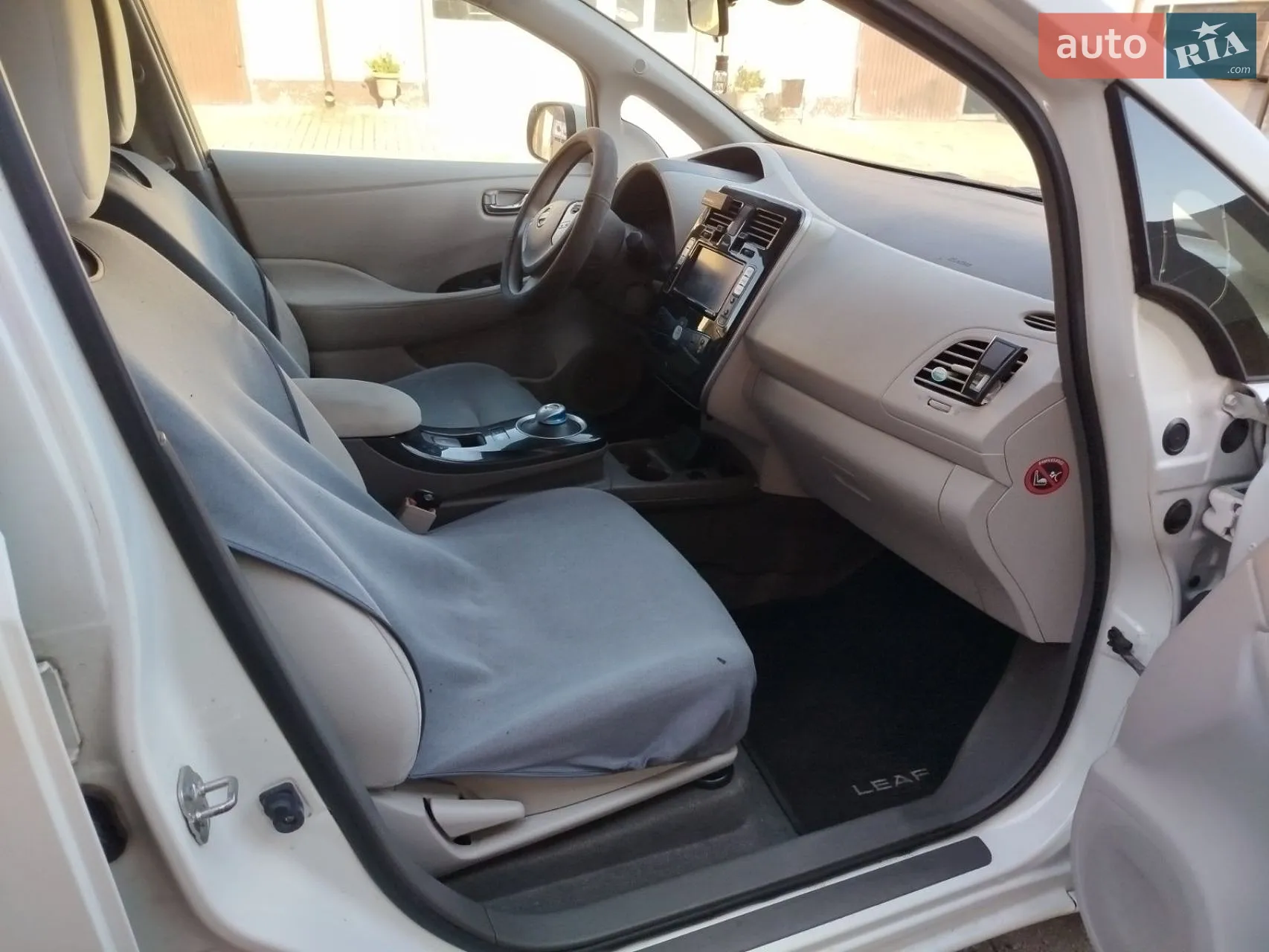 2012 Nissan Leaf - мініатюра 8