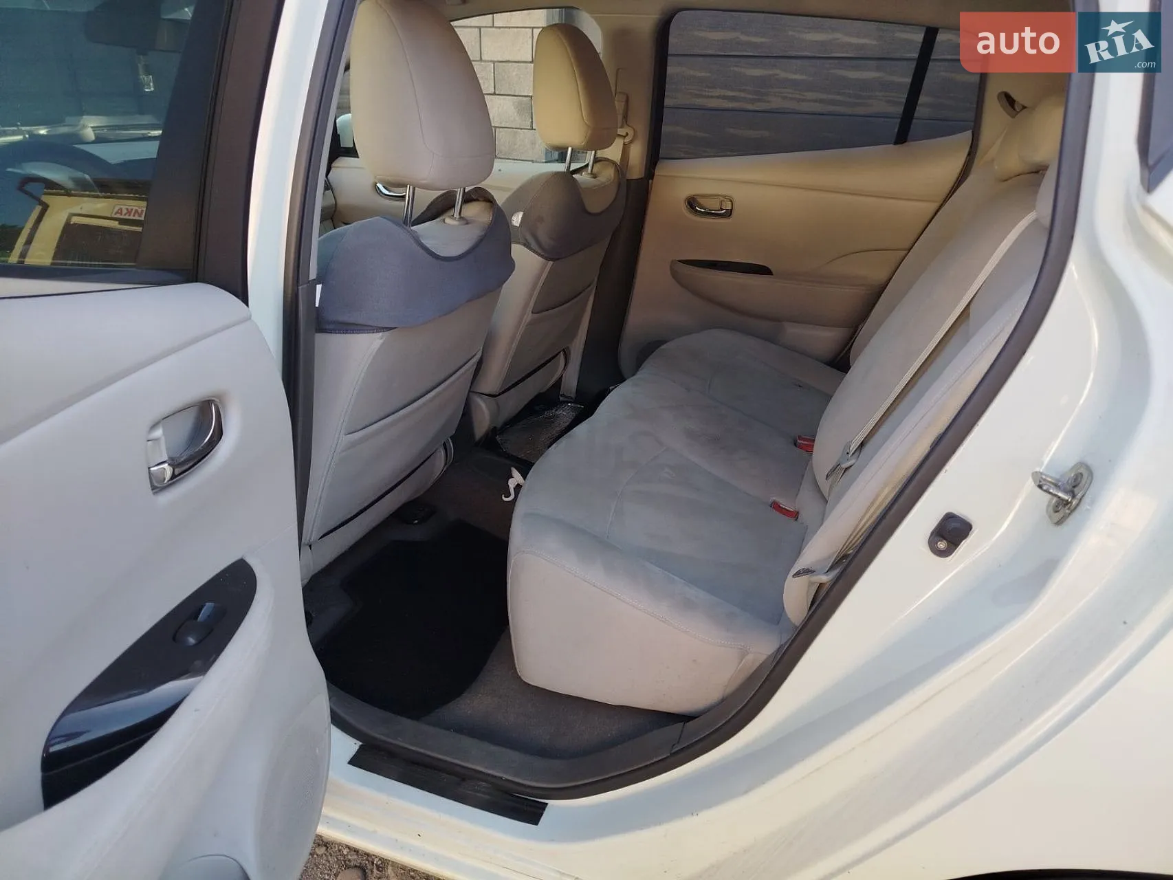 2012 Nissan Leaf - мініатюра 11