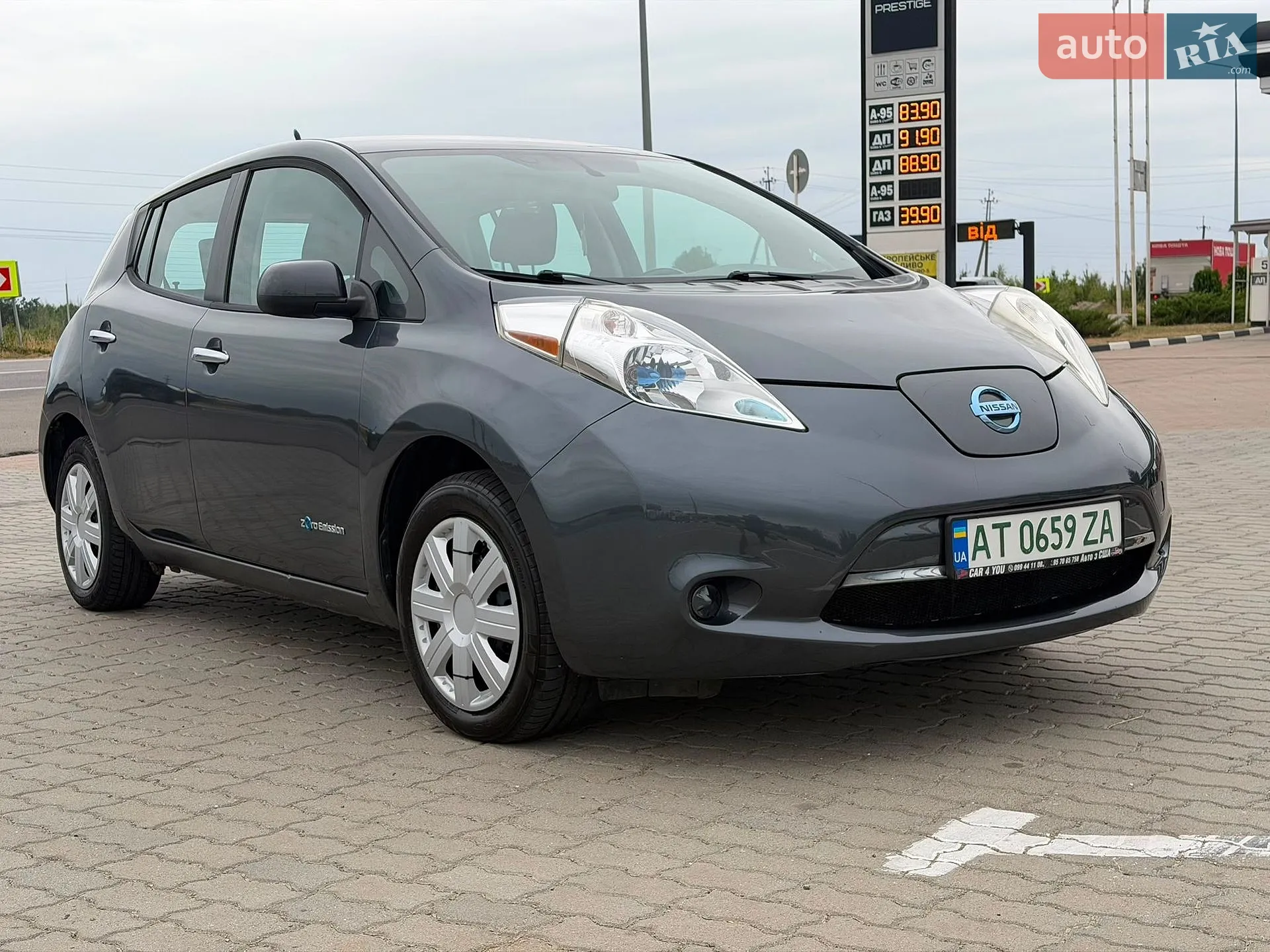 2013 Nissan Leaf - мініатюра 9