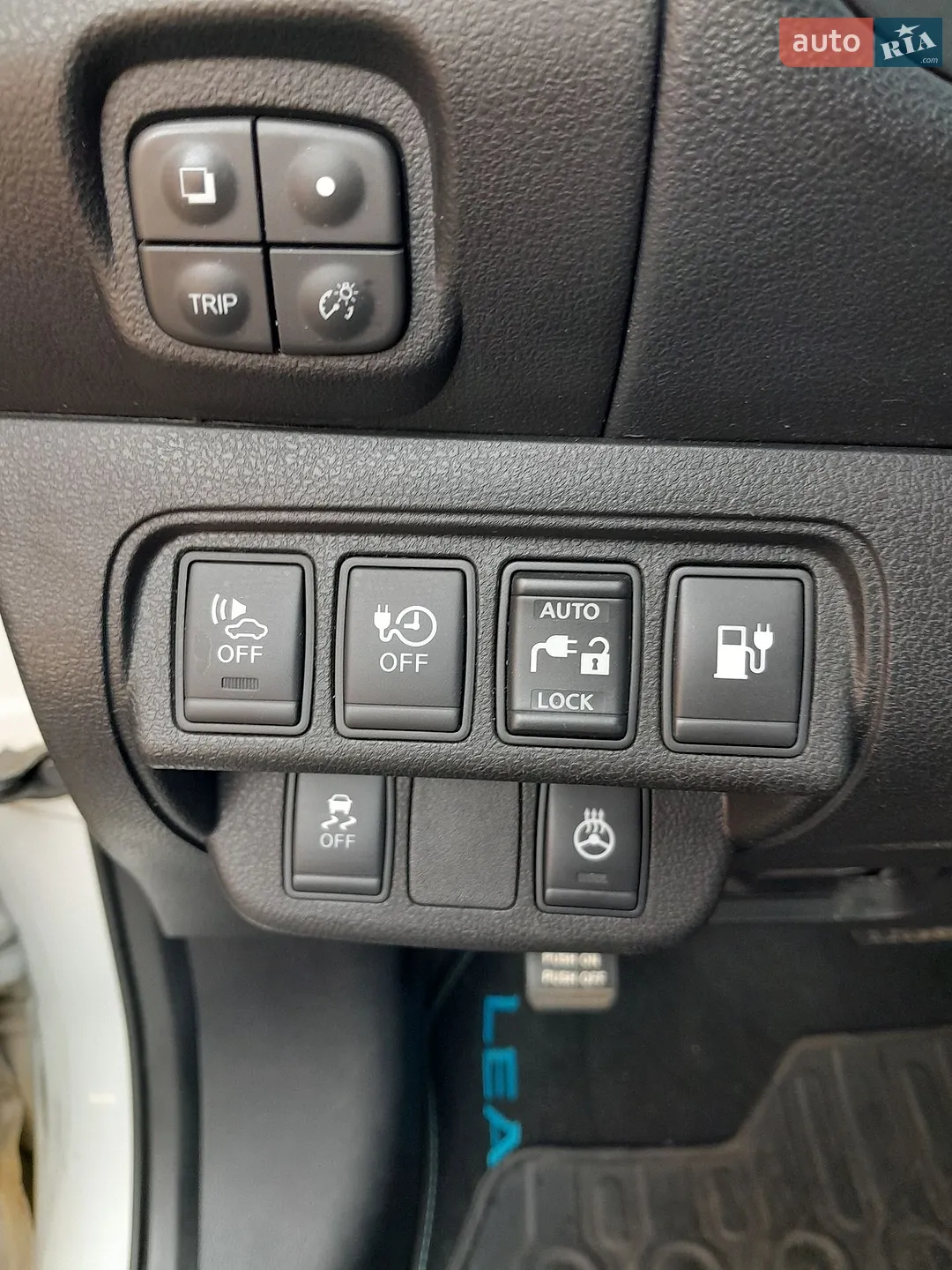 2016 Nissan Leaf - мініатюра 21
