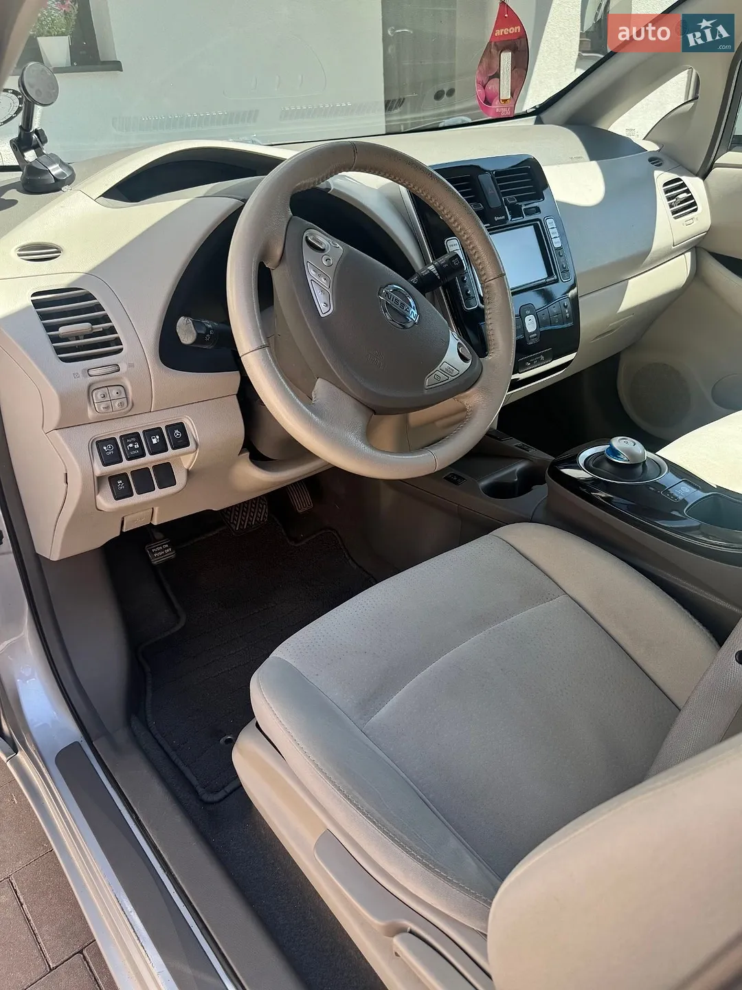 2013 Nissan Leaf - мініатюра 10