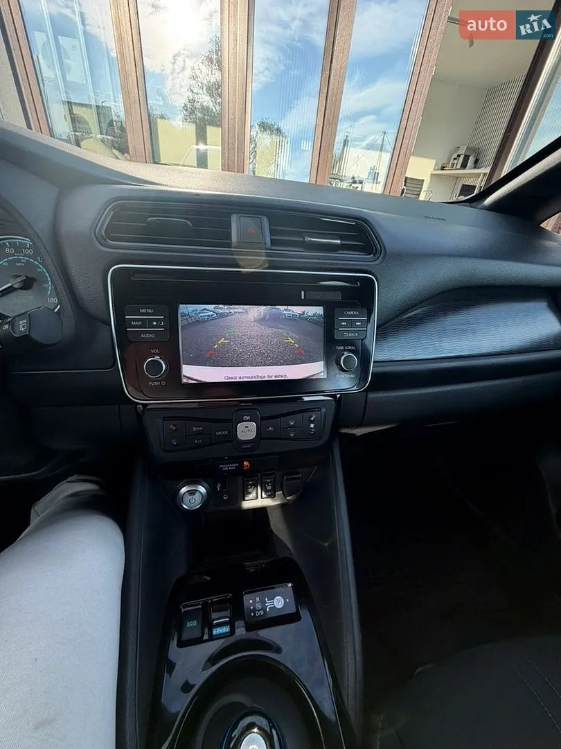 2018 Nissan Leaf - мініатюра 10
