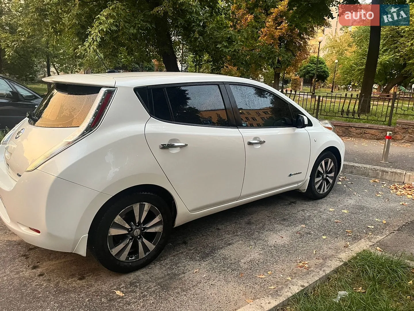 2014 Nissan Leaf - мініатюра 4
