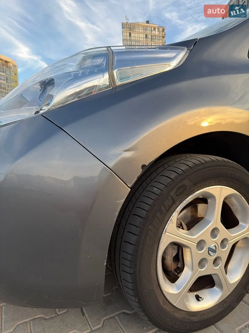 2014 Nissan Leaf - мініатюра 10