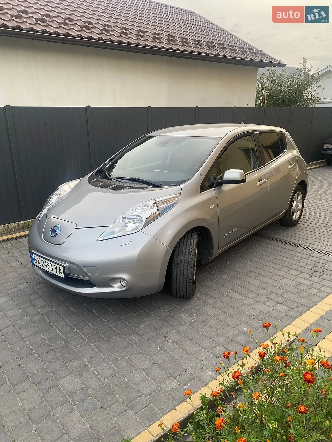 2017 Nissan Leaf - мініатюра 2