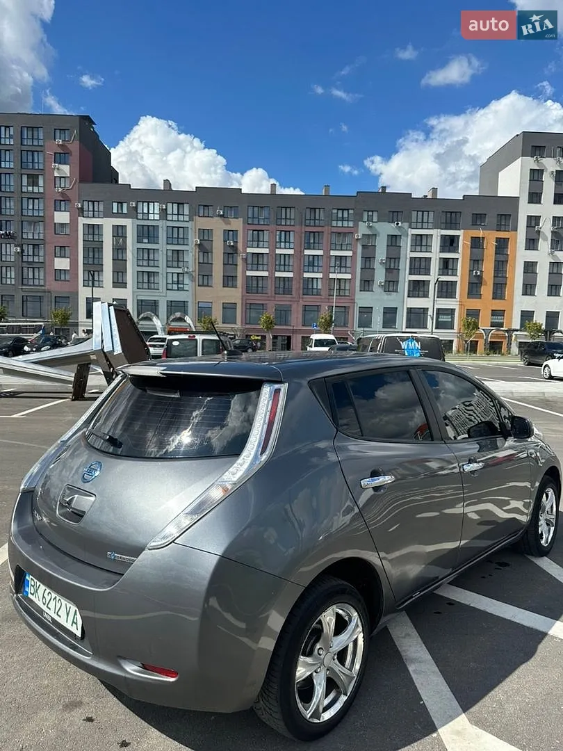 2015 Nissan Leaf - мініатюра 5