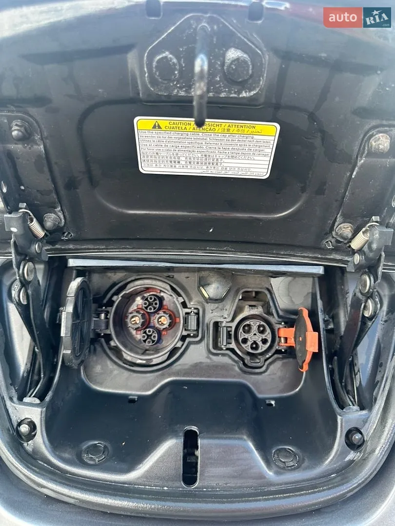2015 Nissan Leaf - мініатюра 13