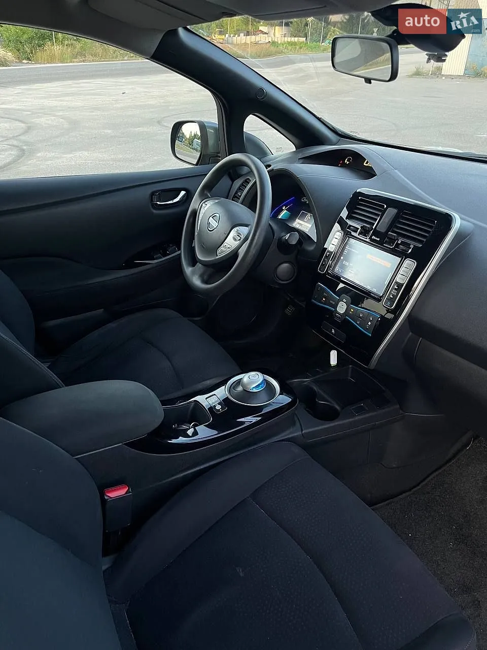 2015 Nissan Leaf - мініатюра 11