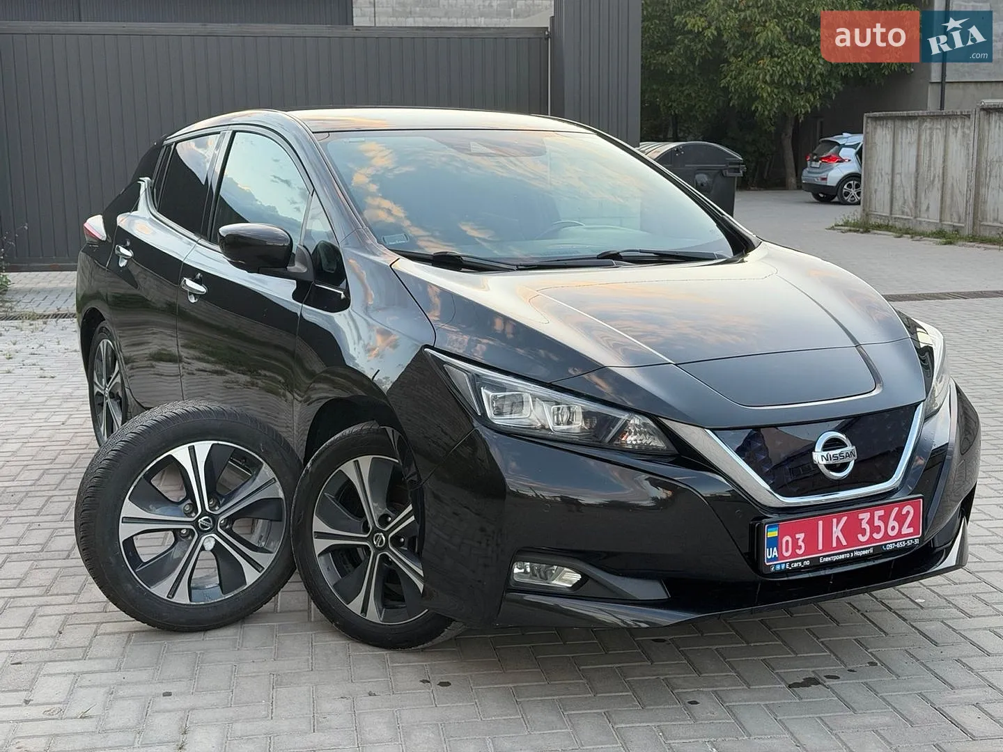2018 Nissan Leaf - фото 1