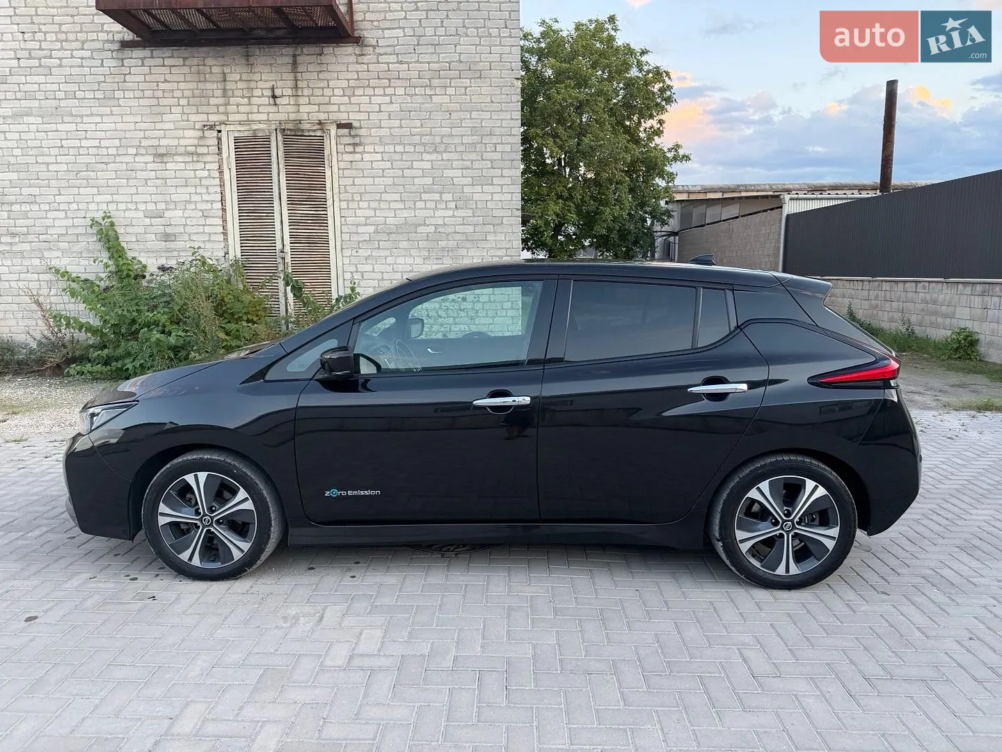 2018 Nissan Leaf - мініатюра 11