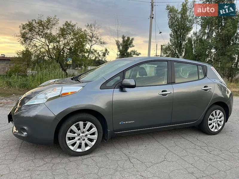 Nissan Leaf 2015
