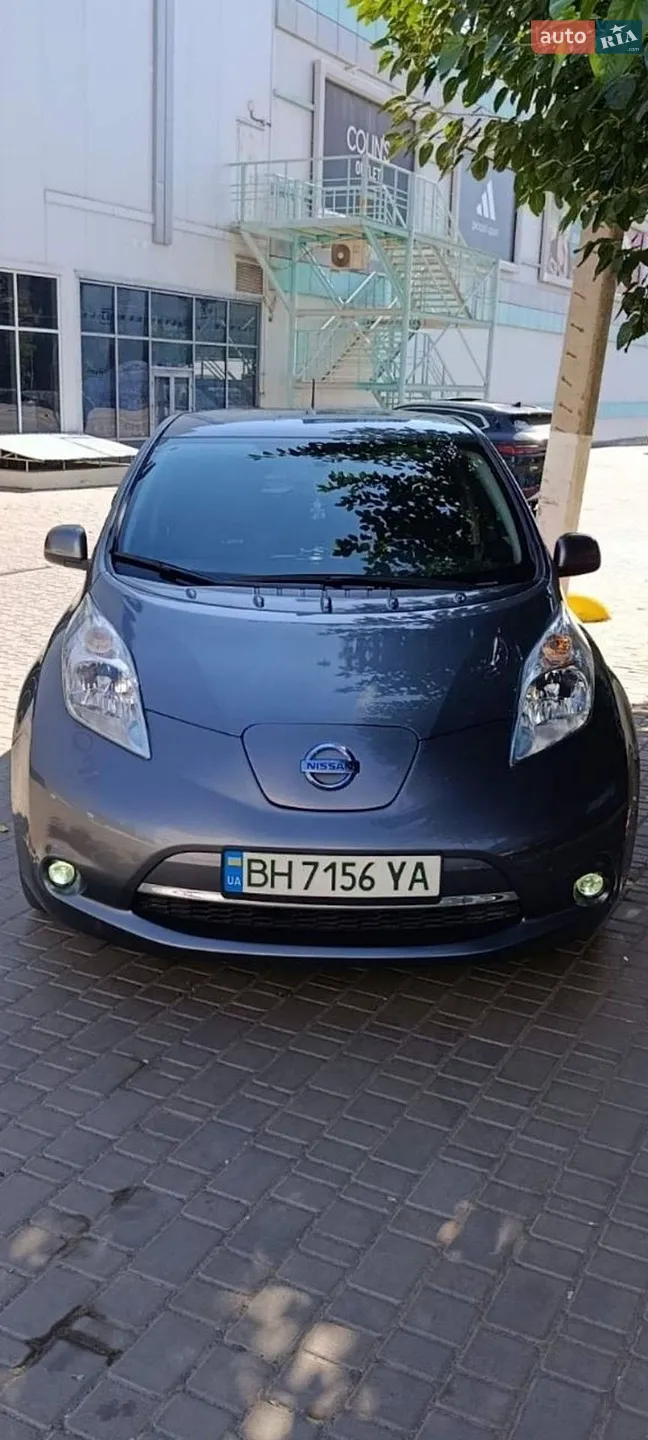2015 Nissan Leaf - фото 1