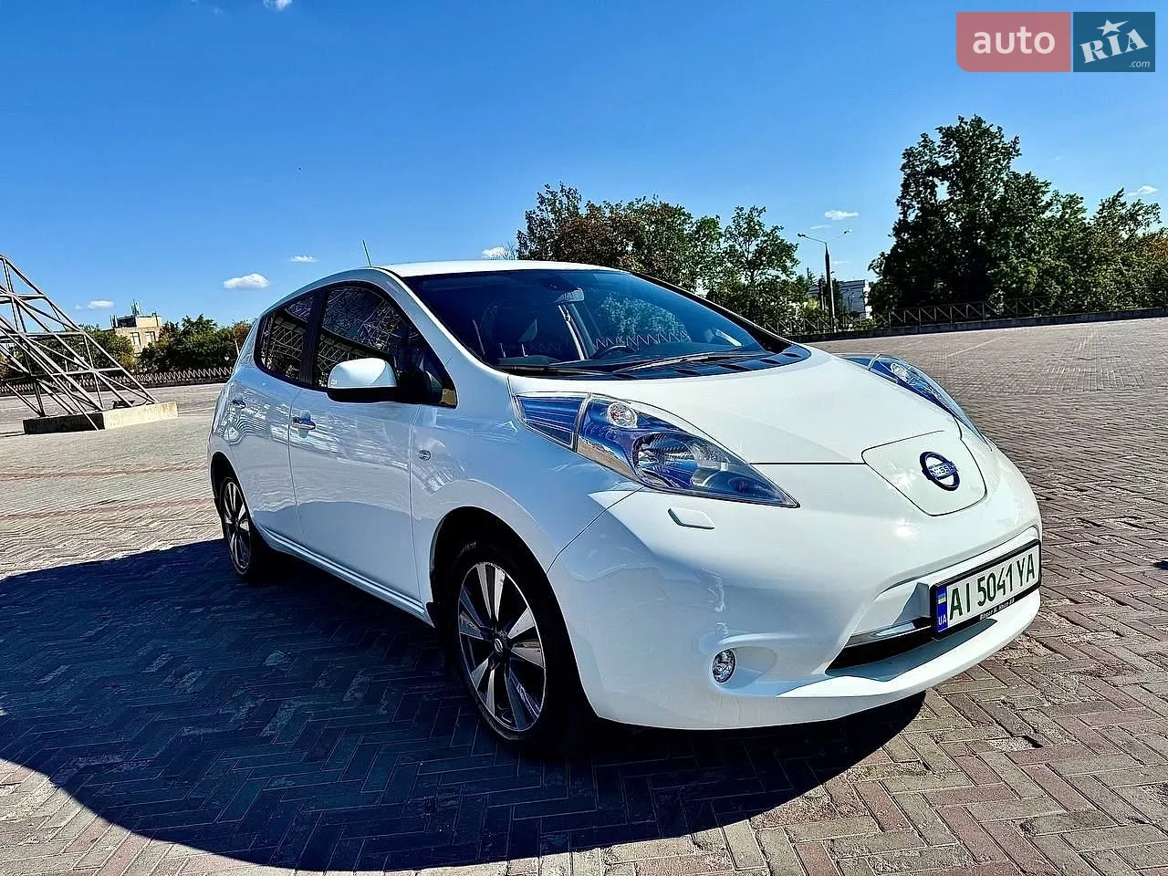 2016 Nissan Leaf - мініатюра 9