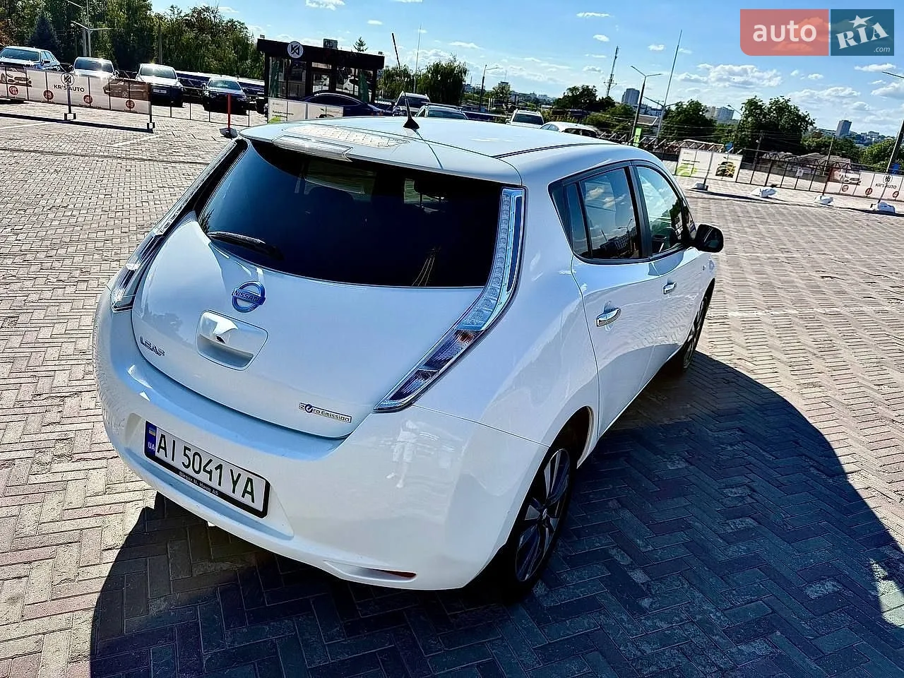 2016 Nissan Leaf - мініатюра 16