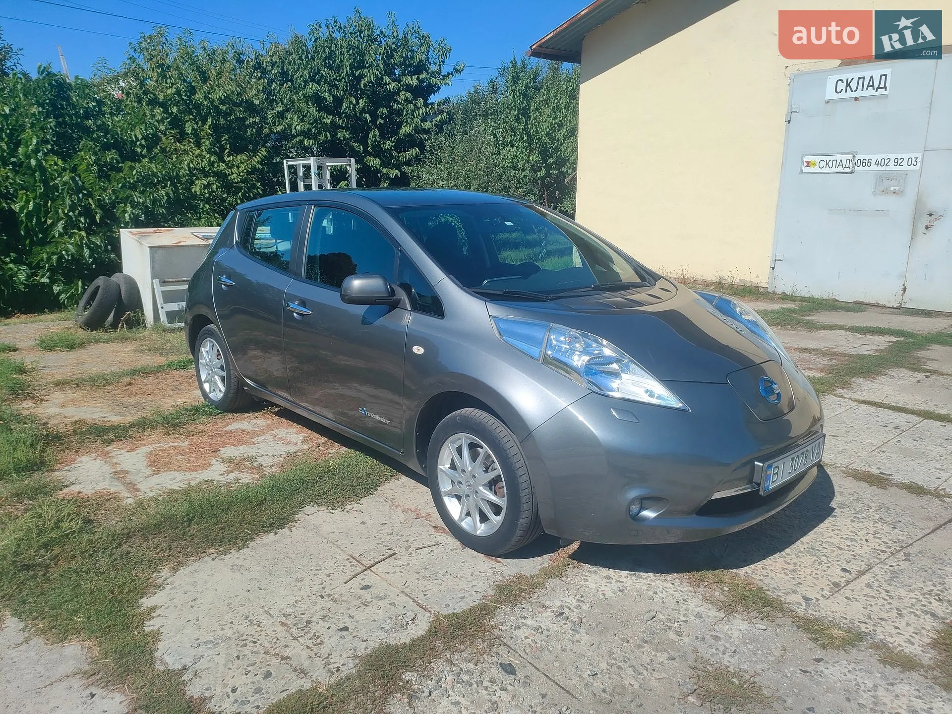 2013 Nissan Leaf - мініатюра 2