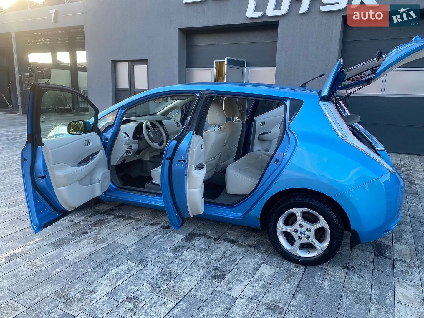 2012 Nissan Leaf - мініатюра 3