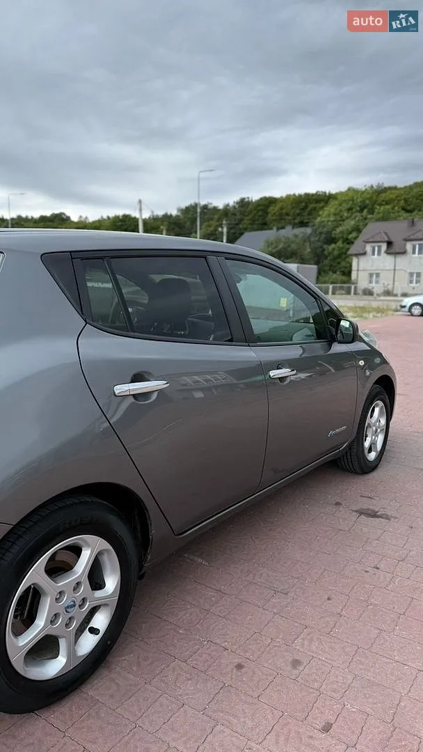 2014 Nissan Leaf - мініатюра 9