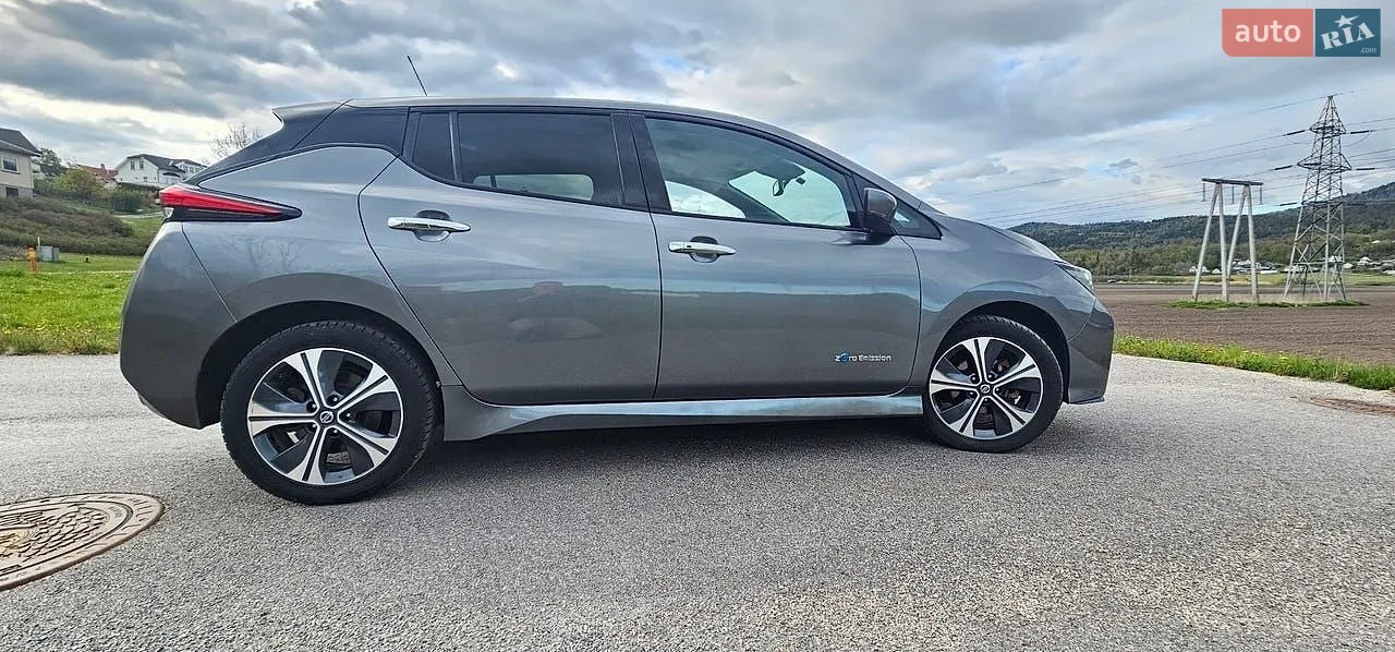 2020 Nissan Leaf - мініатюра 9