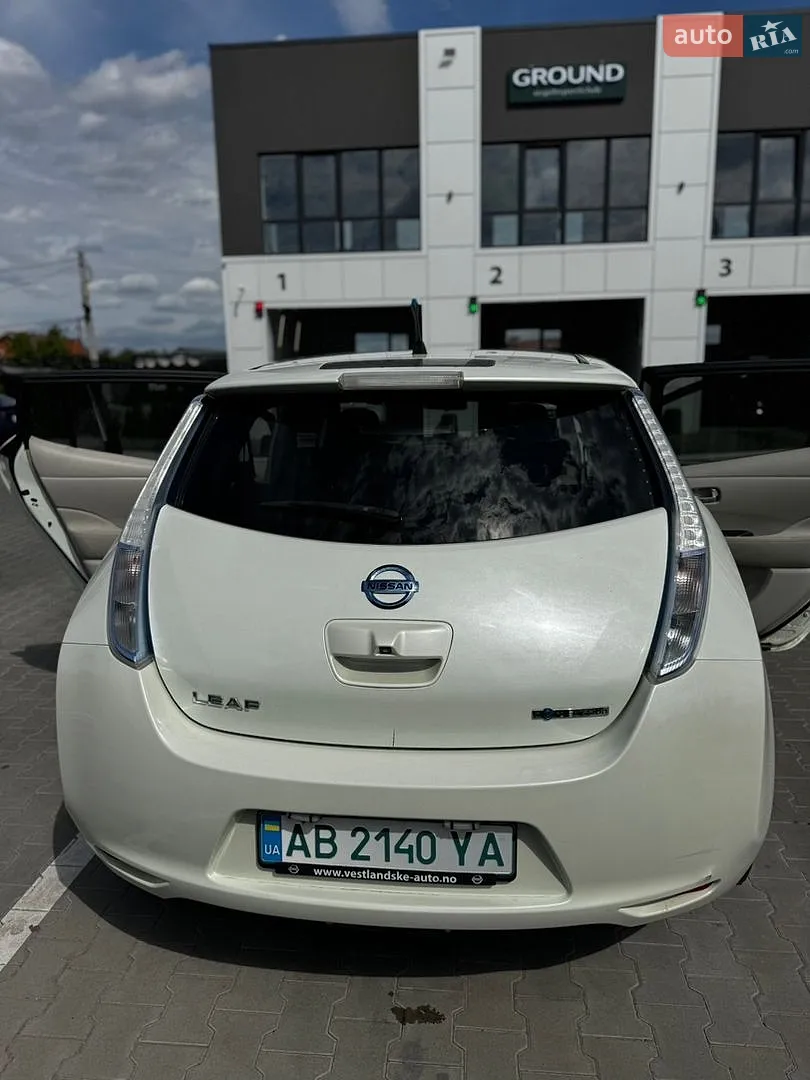2012 Nissan Leaf - мініатюра 8