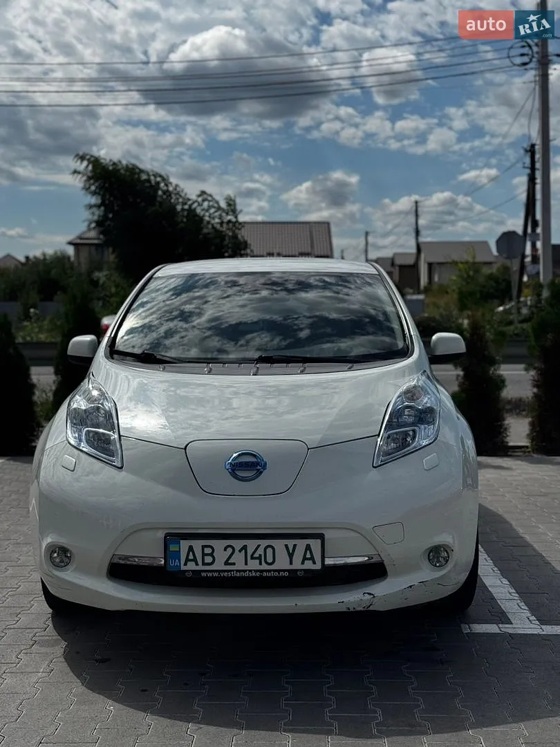 2012 Nissan Leaf - мініатюра 10
