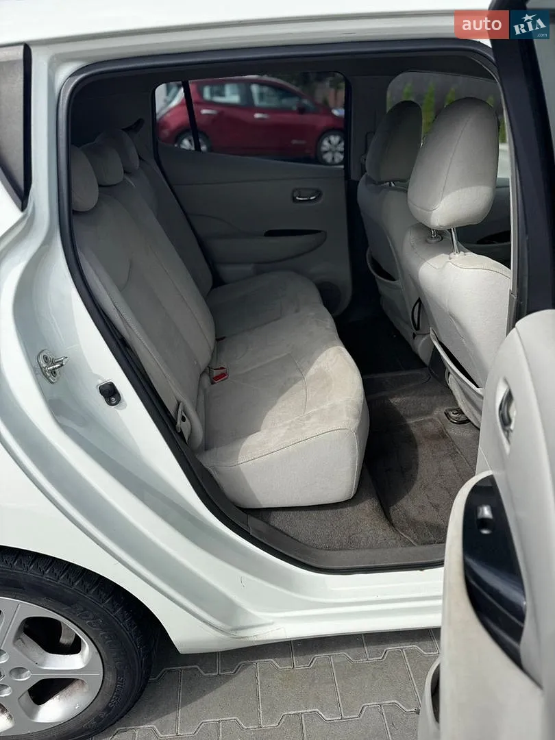 2012 Nissan Leaf - мініатюра 12