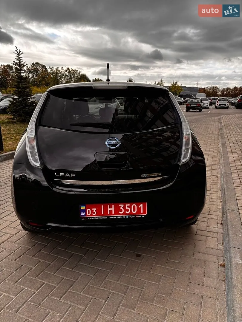 2014 Nissan Leaf - мініатюра 11