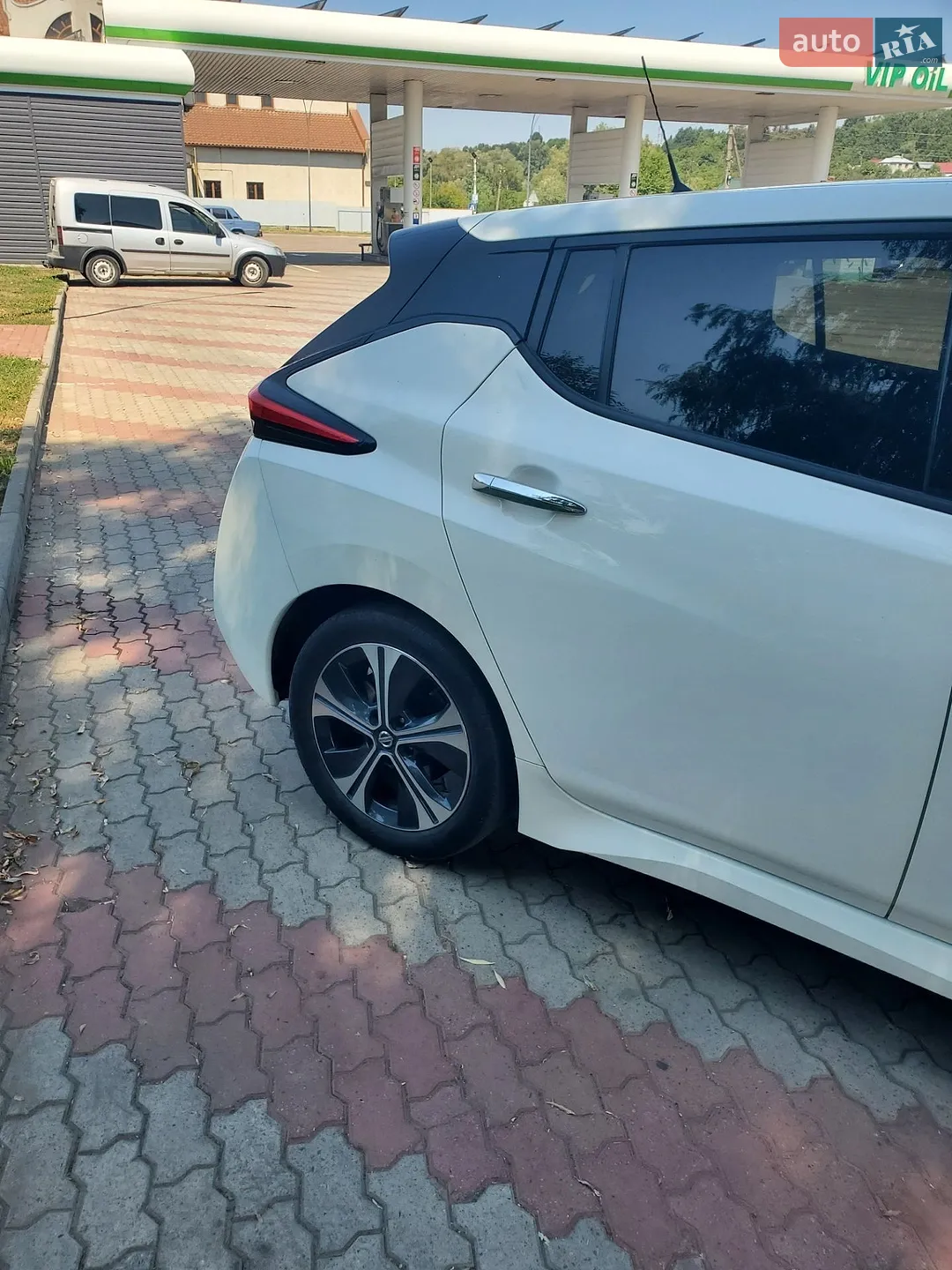 2020 Nissan Leaf - мініатюра 9