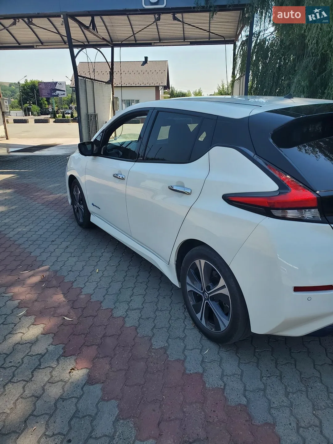 2020 Nissan Leaf - мініатюра 3