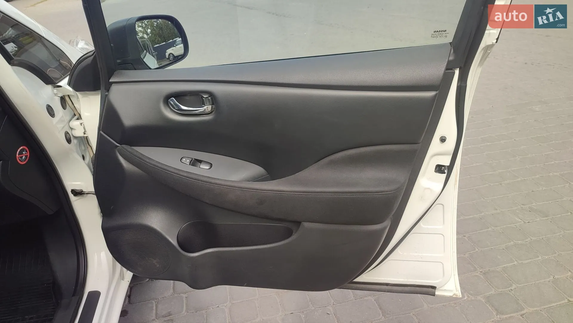 2015 Nissan Leaf - мініатюра 15