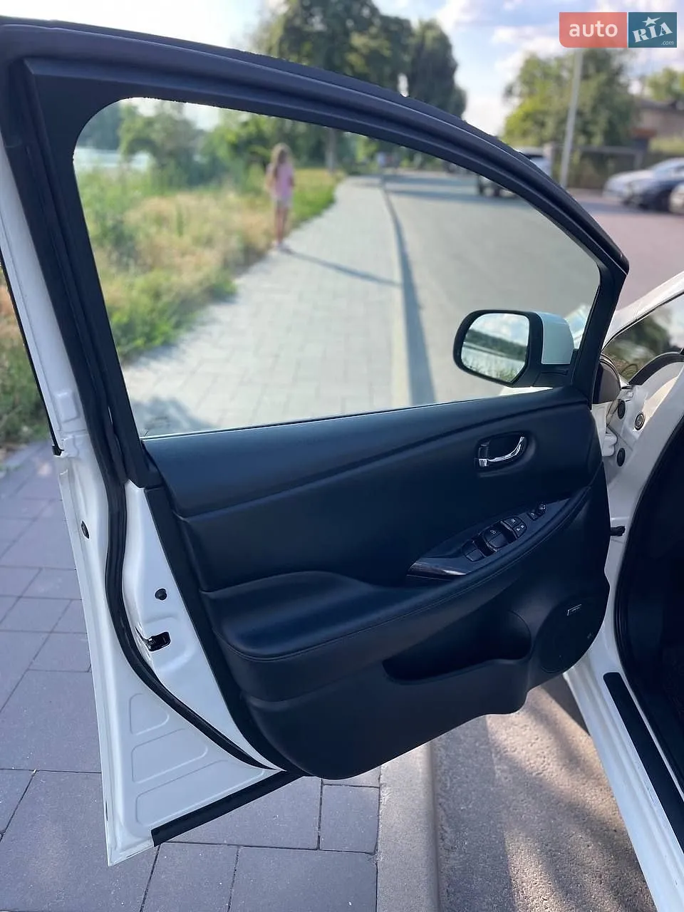 2016 Nissan Leaf - мініатюра 7