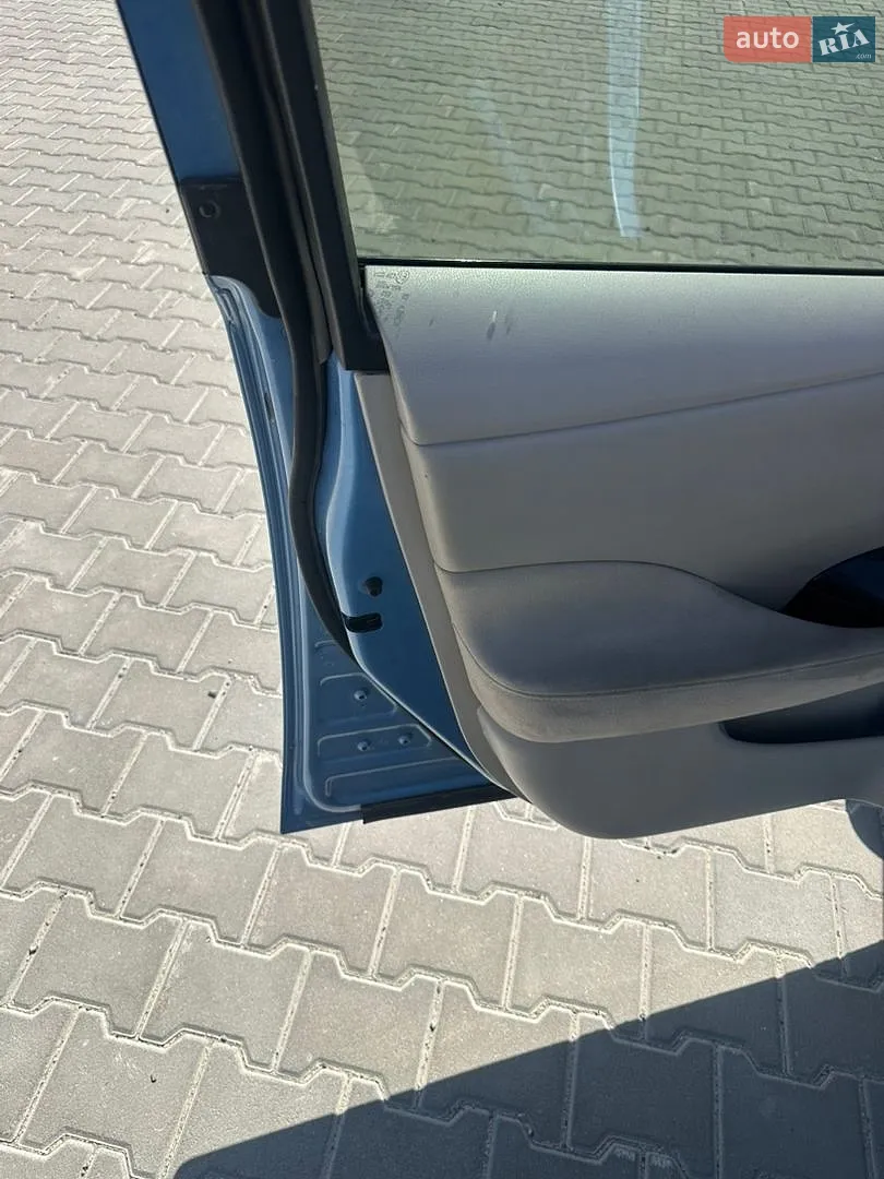 2012 Nissan Leaf - мініатюра 27