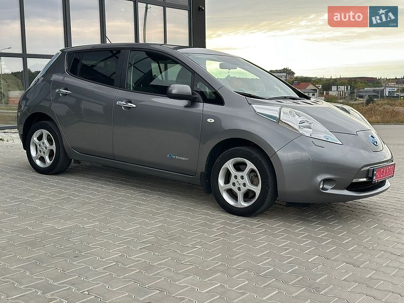 Хэтчбек Nissan Leaf 2014 в Тернополе