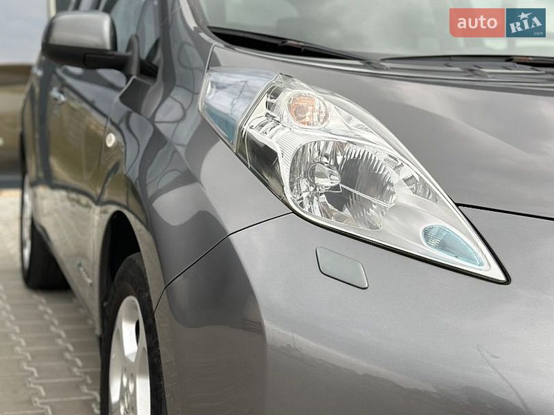 Хэтчбек Nissan Leaf 2014 в Тернополе