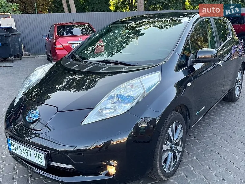 Nissan Leaf 2014