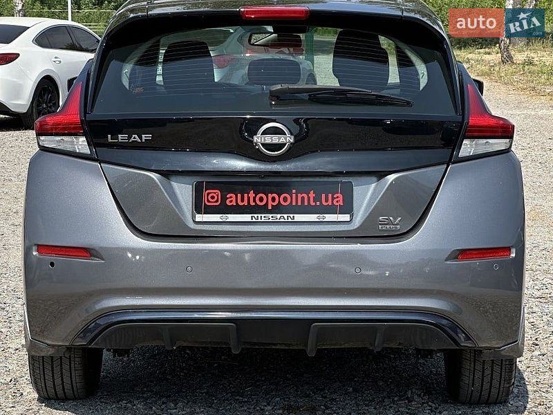 Хетчбек Nissan Leaf 2024 в Білогородці